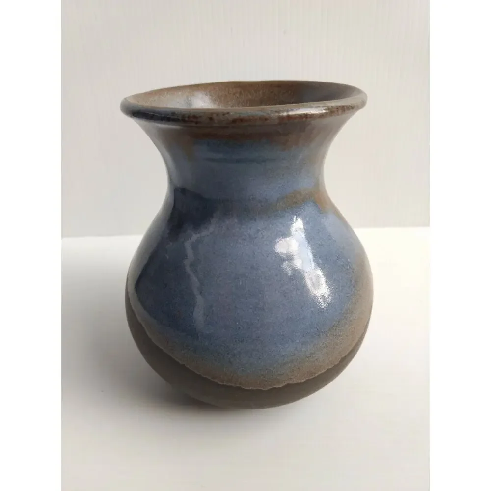Pacific Stoneware Pottery Small Vase 1971 Signed B. Welsh ?